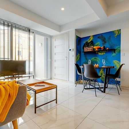 Modern 1Br Apartment Central Location Gzira Esterno foto