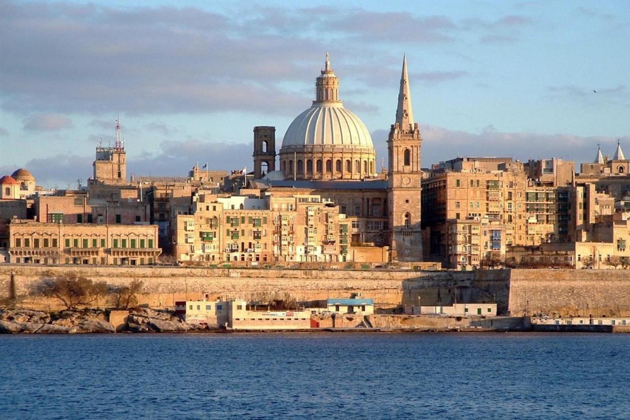 Modern 1Br Apartment Central Location Gzira Esterno foto