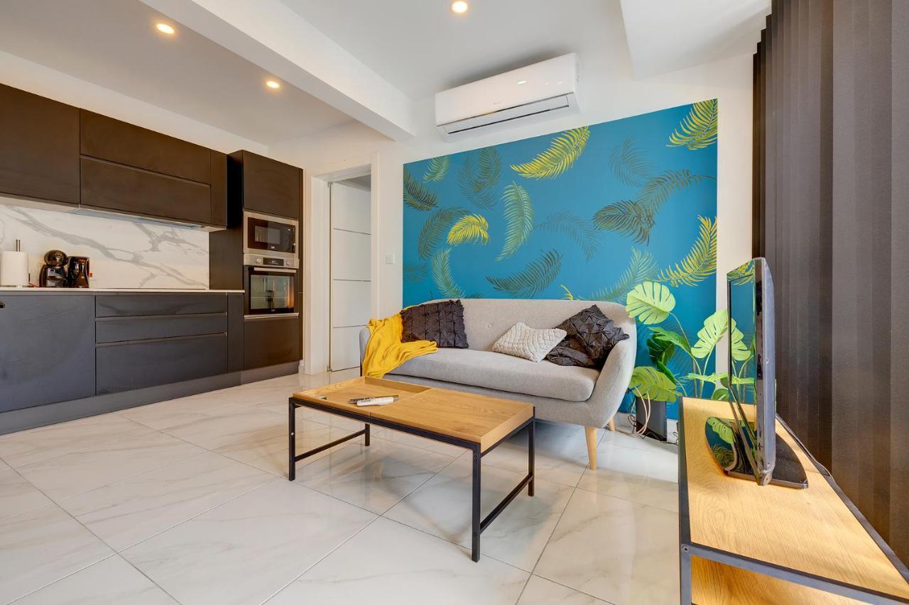 Modern 1Br Apartment Central Location Gzira Esterno foto